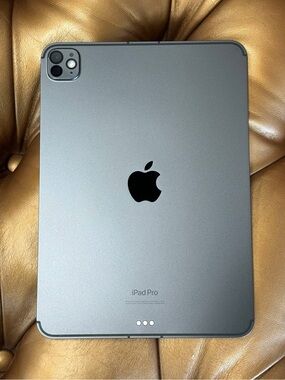 Apple iPad Pro 11-inch (M4) A2837 256GB, Wi-Fi + 5G, 11 in - Space Grey 100% BA